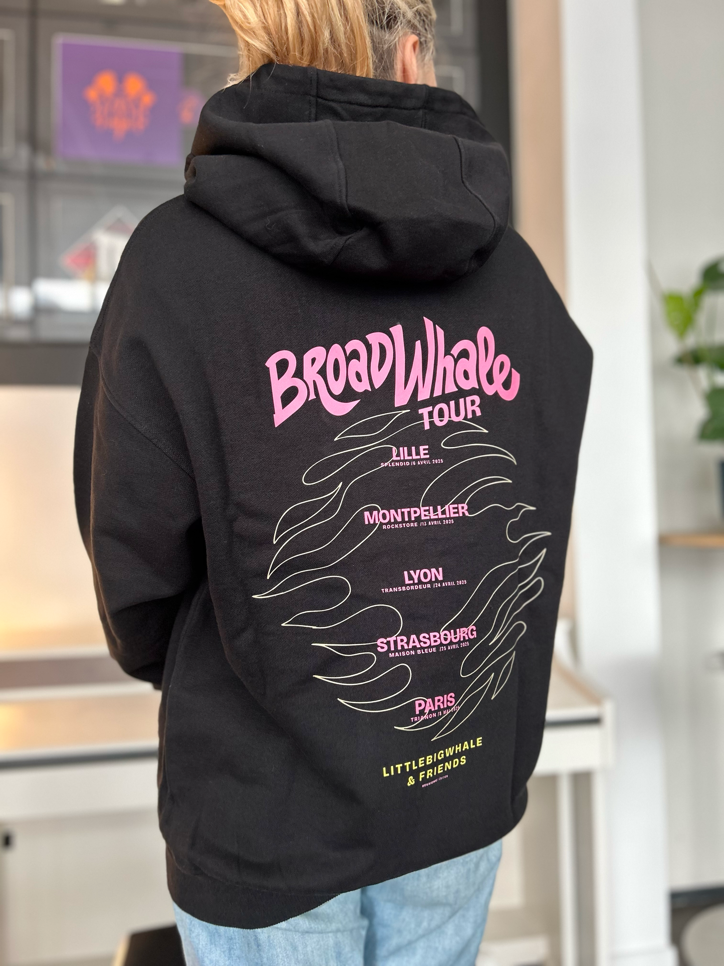 Hoodie noir "Broadwhale Tour"